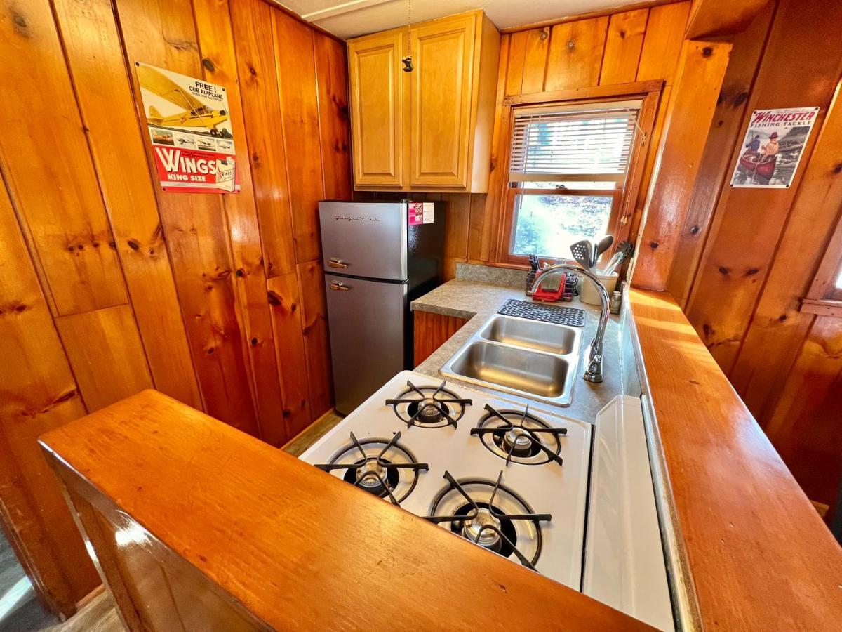 Adirondack Lake Cabins Indian Lake Exterior photo